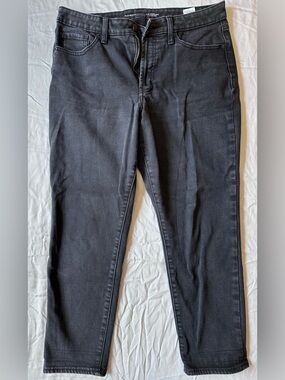 Old Navy Women's Black Straight-leg Jeans